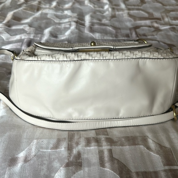 Coach genuine leader satchel. - Picture 3 of 7